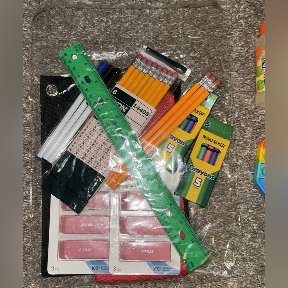 School Supplies Bundle - Picture 4 of 4